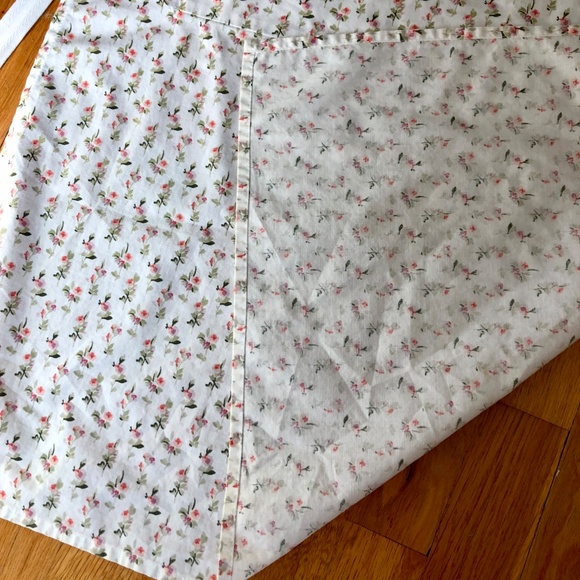 Vintage Laura Ashley Floral Chef's Apron, with Pockets - Picture 10 of 13